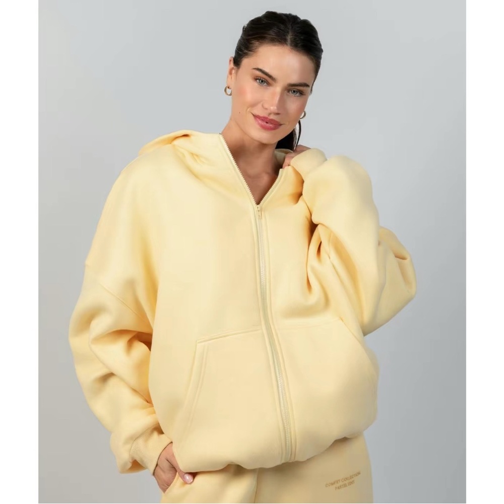 NWT Comfrt Yellow Oversized Zip Up Hoodie